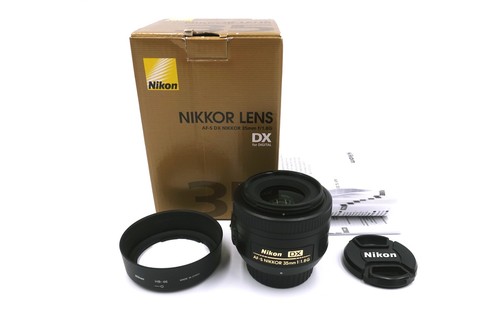 Nikon nikkor mm 1 - 35, 1,8